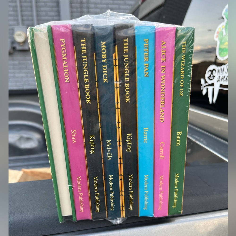 Modern Publishing Set of New Books (8)